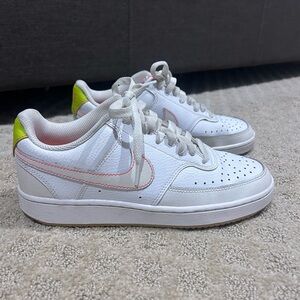 Women’s Nike Court White/hot pink/neon green